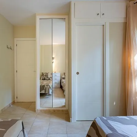 Quiet Near The Beach, With Pool And Garden *