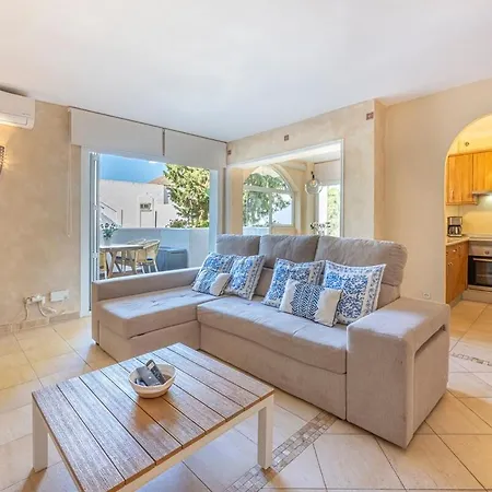 Quiet Near The Beach, With Pool And Garden Apartment *