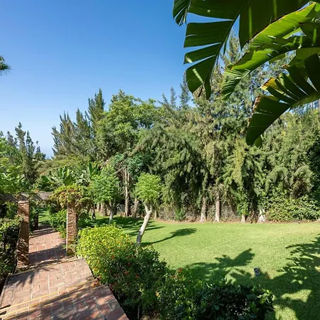 Quiet Near The Beach, With Pool And Garden *